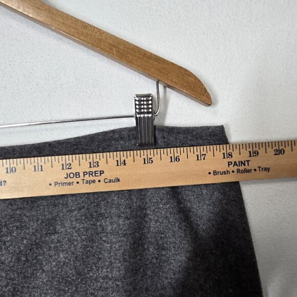 Talbots Wool Blend Sequin Pencil Skirt sz 16P Gray Scalloped Hem - Picture 13 of 15